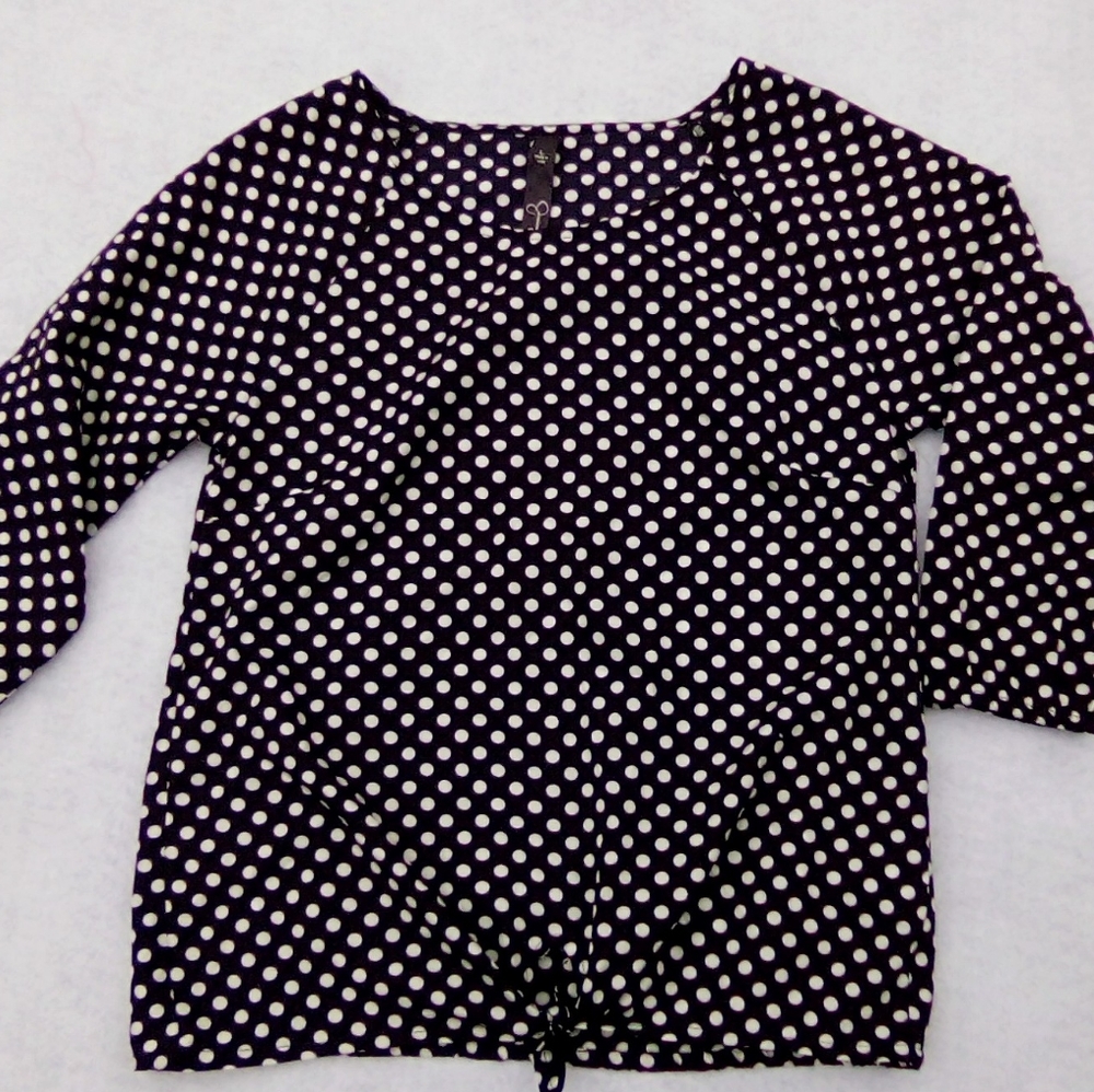 Jessica Simpson top